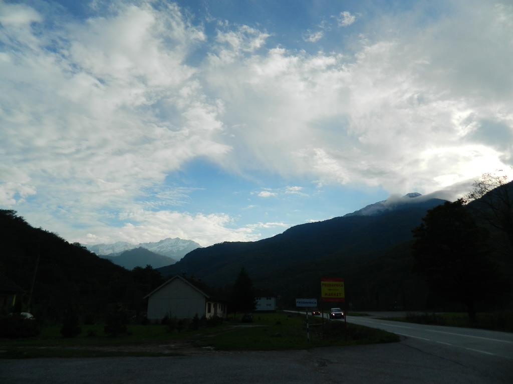 Apartman Sutjeska Tjentiste Esterno foto