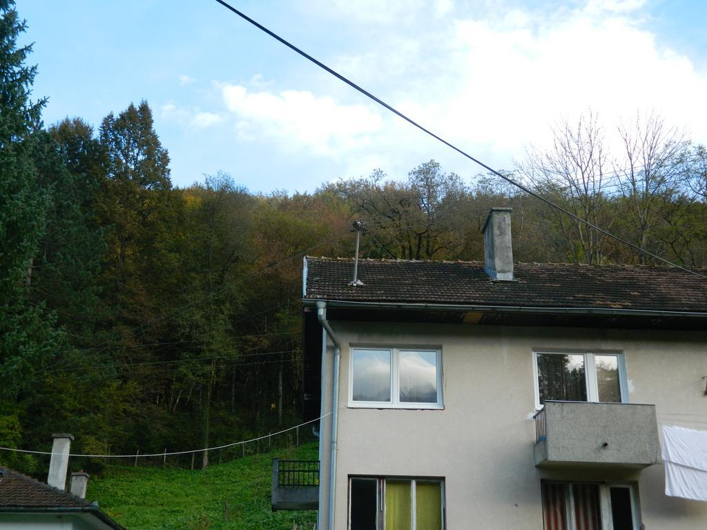 Apartman Sutjeska Tjentiste Esterno foto