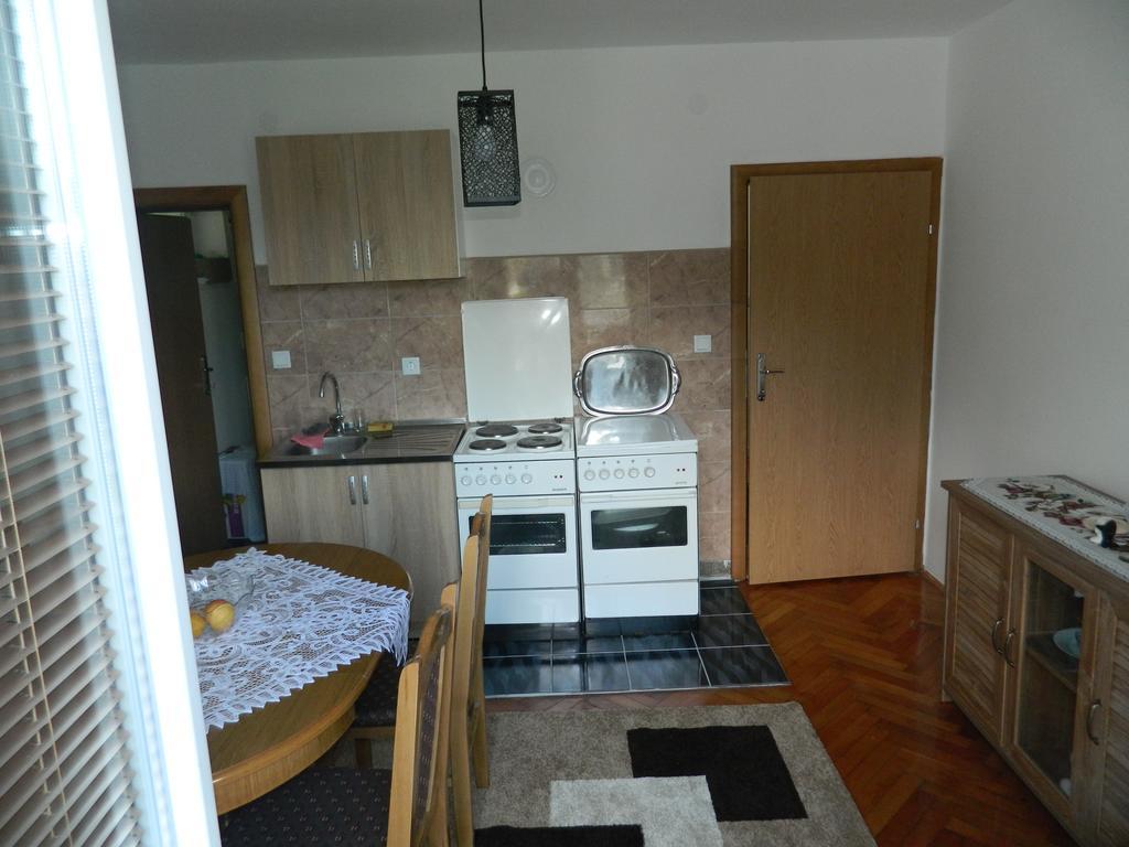 Apartman Sutjeska Tjentiste Esterno foto